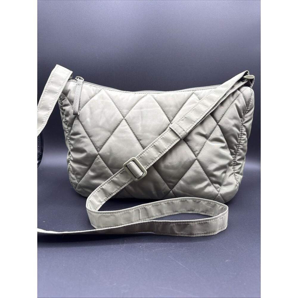 Vera Bradley Green Quilted Nylon Ultralight Essential Crossbody